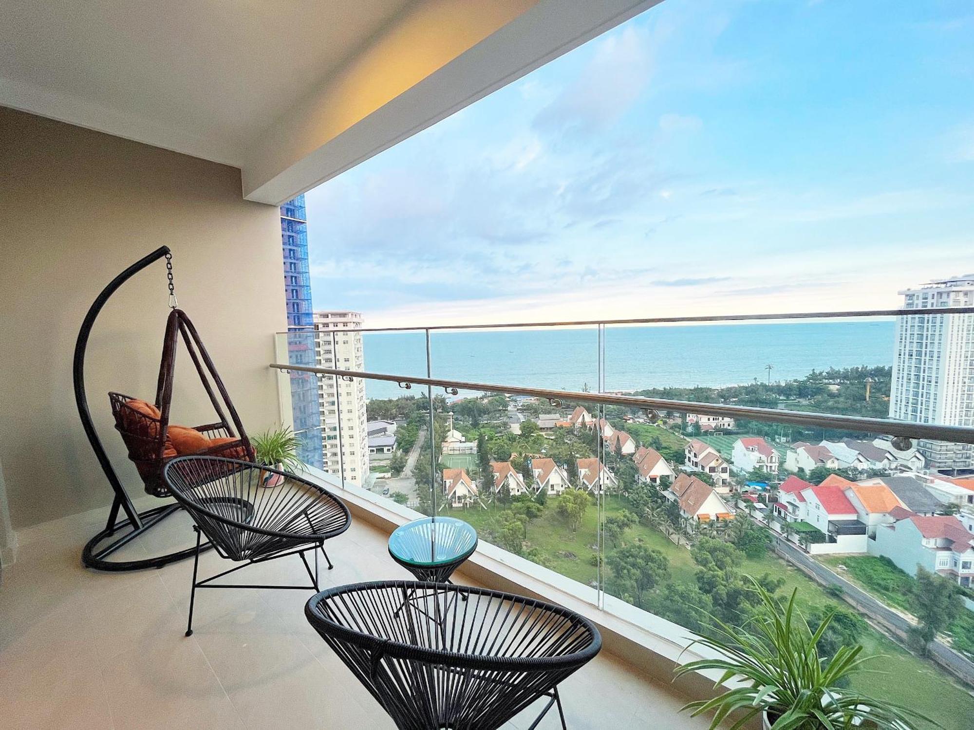 The Song Vung Tau: 5-Star Beach View Condotel Exterior photo